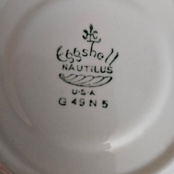 Homer Laughlin Eggshell Nautilus Saucer 5.75" Floral Gold Trim USA G49N5 1949 - Picture 3 of 3